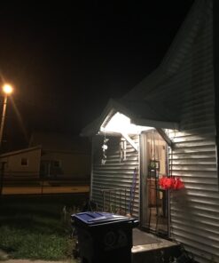 LEPOWER 3000LM Dusk to Dawn LED Security Light, 28W Flood Lights Outdoor with Photocell, 3000K Warm Light, IP65 Waterproof, 2 Adjustable Heads Exterior Outdoor Security Light for Garage, Backyard White 40 71AEGfbmUdL