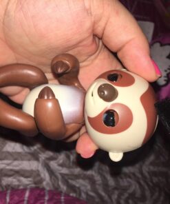 Fingerlings Baby Sloth - Kingsley (Brown) - Interactive Baby Pet - by WowWee Kingsley (Brown) 21 71AK8PHbaEL