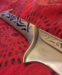 UNITED CUTLERY The Hobbit Sword Of Thranduil The Elvenking With Wooden Wall Plaque - Officially Licensed, Stainless Steel Blade, Authentically Detailed Metal Hilt, For LOTR Collectors - Length 41 7/8" 20 71ASyyAfSsL