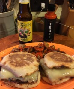 TRUFF Original Black Truffle Hot Sauce, Gourmet Hot Sauce with Ripe Chili Peppers, Black Truffle Oil, Agave Nectar, Unique Flavor Experience in a Bottle, 6 oz. 6 Ounce (Pack of 1) 36 71AvbgJu9TL