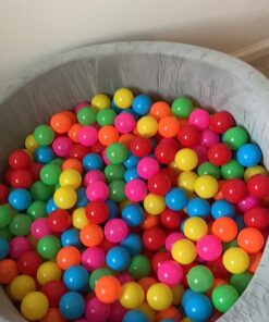 Amazon Basics BPA Free Crush-Proof Plastic Pit Ball with Storage Bag, Toddlers Kids 12+ Months, Pack of 400 Balls, 6 Bright Colors 38 71BDgkbI8L