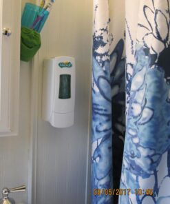 GOJO Botanical Foam Handwash, Botanical Fragrance, 700 mL Hand Soap Refill for GOJO ADX-7 Push-Style Dispenser (Pack of 4) - 8716-04 Green 17 71BIAvunOTL