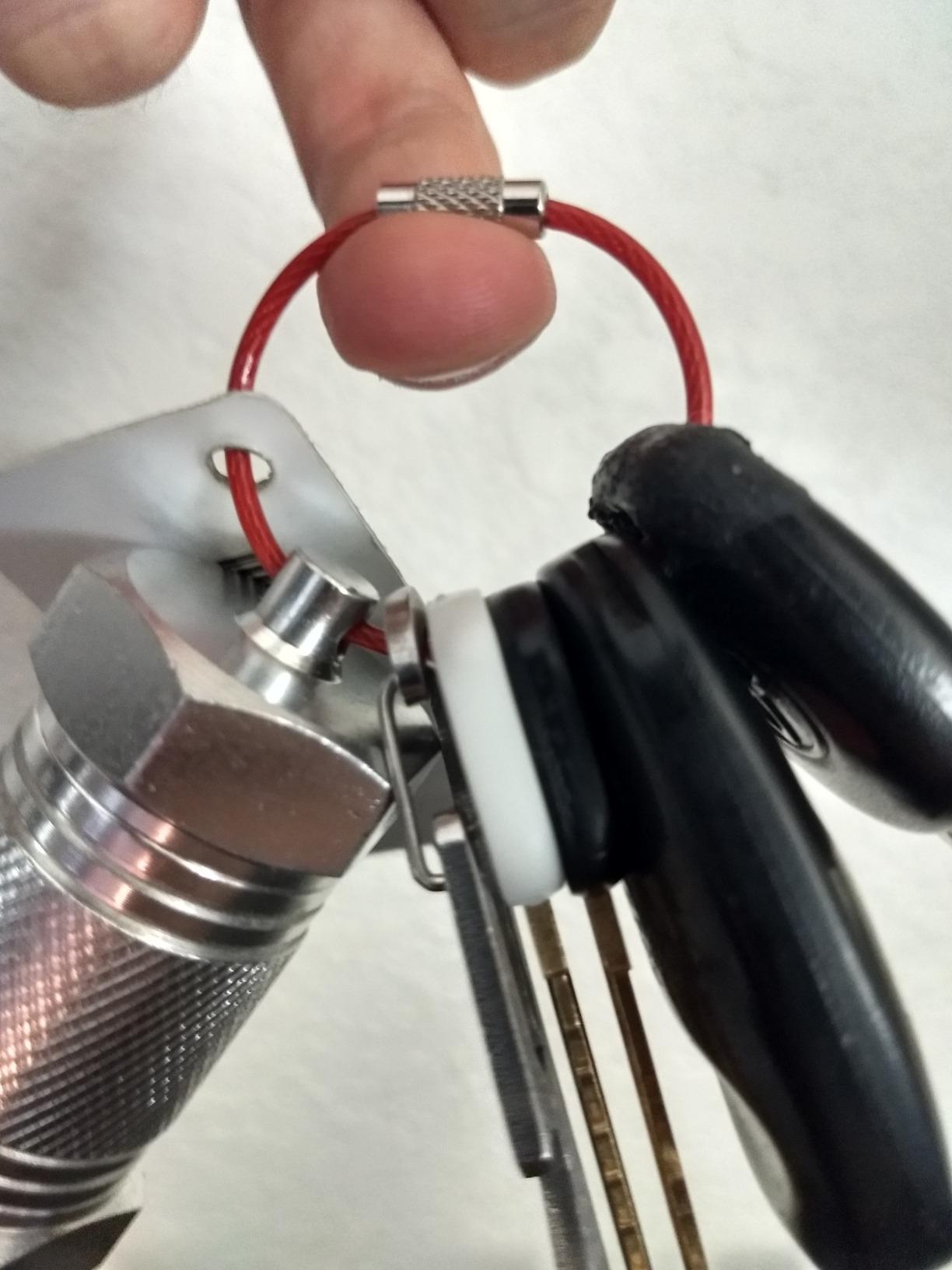 Keychain, Wisdompro 20 Pack of 4.3 Inches Stainless Steel Wire Ring 2mm Cable Loop Rings for Hanging Luggage Tag, Keyrings and ID Tag Keepers (Pack of 20-4.3 inch) 6-color 4.3" 20Pack 10 Keychain, Wisdompro 20 Pack of 4.3 Inches Stainless Steel Wire Ring 2mm Cable Loop Rings for Hanging Luggage Tag, Keyrings and ID Tag Keepers (Pack of 20-4.3 inch) 6-color 4.3" 20Pack - Image 10