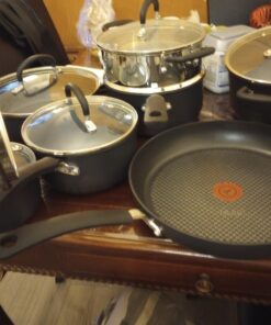 T-fal Ultimate Hard Anodized Nonstick Cookware Set 17 Piece Oven Safe 400F, Lid Safe 350F Pots and Pans, Dishwasher Safe Black 17-Piece 33 71BUo6XgN8L