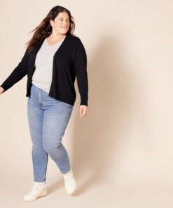 Amazon Essentials Women's Lightweight V-Neck Cardigan Sweater (Available in Plus Size) X-Small Black 14 71BcD4fGUPL 1