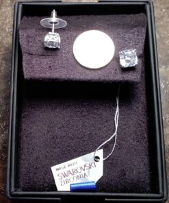 Amazon Collection Sterling Silver Infinite Elements Cubic Zirconia Stud Earrings Platinum Asscher-Cut 17 71BnQ6e7QZL