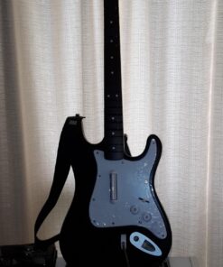 Rock Band 4 Wireless Fender Stratocaster Guitar Controller for Xbox One - Black 18 71CNcW9QfuL