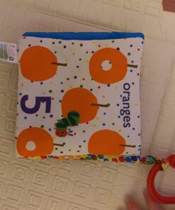 Let's Count Soft Book - World of Eric Carle the Very Hungry Caterpillar Baby on the Go Clip Teething Crinkle Soft Sensory Book for Babies, 5.25x5.25 Inch 41 71CO bSKjsL