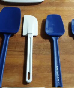 Rachael Ray Tools and Gadgets Solid Spoonulas / Scraping Cooking Utensil Set - 9-1/2-Inch, 10-Inch, and 12-1/2, Blue 7 71CWQbtRDhL