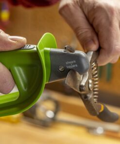 Smith’s 50601 Pruning Tools Sharpener - Hedge & Pruning Shears - Loppers & Gardening Tools - Large Handle w/Finger Guard - Handheld Manual - Replaceable Carbide Blades - Wire-Bristled Cleaning Brush 11 71CmqYjZhdL