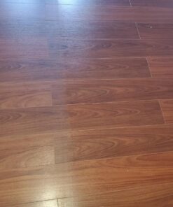 Bona Multi-Surface Floor Polish - 32 fl oz - High Gloss Shine - 32 oz covers 500sq ft of flooring - for use on Stone, Tile, Laminate, and Vinyl Floors Multi-Surface - High Gloss 32 Fl Oz (Pack of 1) 38 71Cp6TA0TmL