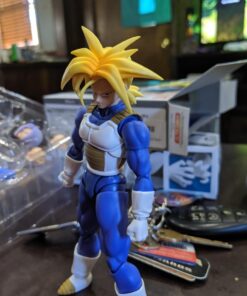 TAMASHII NATIONS Bandai Super Saiyan Trunks (Cell Saga Version) Dragon Ball Z Action Figure 64 71CvFHth9tL