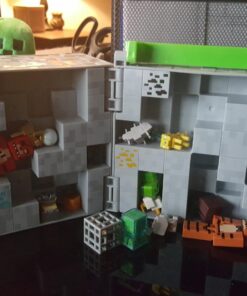 Minecraft Mini Figure Collector Case 31 71CwFY7y1XL
