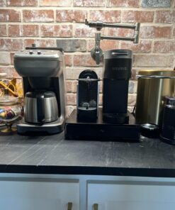 Nespresso Pixie Coffee and Espresso Machine by DeLonghi, 24oz, Aluminum Discontinued Pixe Aluminum: Machine Only 26 71CxuGwrL