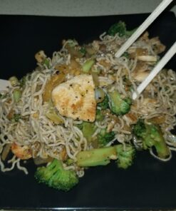 Well Lean Variety Pack — USDA Organic, Low Carb, Low Calorie Konjac Pasta — Ready to Eat and Healthy — Plant Based, Soy Free, Vegan, Paleo and Keto Friendly (6 Pack) 3 Noodles, 3 Fettuccine 34 71DNSdcQmJL