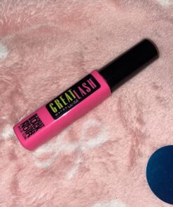 Maybelline Great Lash Washable Mascara, Volumizing Lash-Doubling Formula That Conditions As It Thickens, Blackest Black, 1 Count WASHABLE BLACKEST BLACK 0.43 Fl Oz (Pack of 1) 41 71DX3BZDZeL