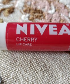 NIVEA Cherry Lip Care - Tinted Lip Balm for Beautiful, Soft Lips - Pack of 4 34 71DaR8GPkHL