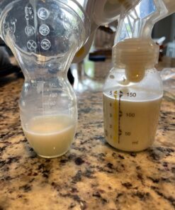 Medela Manual breast pump with Flex Shields Harmony Single Hand for More Comfort and Expressing More Milk 53 71DgUAYVcHL