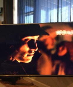 Mount Factory Heavy-Duty Full Motion TV Wall Mount - Articulating Swivel Bracket Fits Flat Screen Televisions from 42" to 70" (VESA 400 x 600 Compatible) - Tilt Swing Out Arm with 10' HDMI Cable 75 71DlnXlTfL