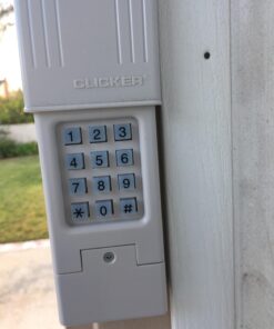CHAMBERLAIN Clicker Keyless Entry KLIK2U-P2, Works with Chamberlain, LiftMaster, Craftsman, Genie and More, Security +2.0 Compatible Garage Door Opener Keypad, White 68 71Dre3MKyL
