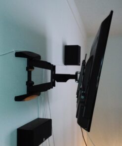 Mount Factory Heavy-Duty Full Motion TV Wall Mount - Articulating Swivel Bracket Fits Flat Screen Televisions from 42" to 70" (VESA 400 x 600 Compatible) - Tilt Swing Out Arm with 10' HDMI Cable 78 71E5gZKKEjL