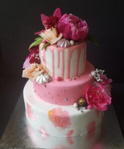 Satin Ice White Fondant, Vanilla, 20 Pounds 20 Pound (Pack of 1) 20 71EBx3WQTL