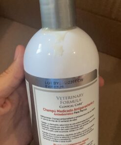 Veterinary Formula Clinical Care Antiparasitic & Antiseborrheic Medicated Dog Shampoo, 16 oz – Paraben, Dye, Soap Free – Hydrating and Antifungal Shampoo for Dogs, White 46 71EENf1R7tL