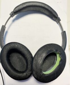 AHG Replacement QC15 Ear Pads & QC15 Headband Pad Compatible with Bose QuietComfort 15 (QC15) & QuietComfort 2 (QC2) Headphones - Soft, Great Comfort + Durability, Protein Leather (Black) 35 71EFhgvZMvL