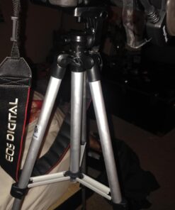 50 Inch Aluminum Camera Tripod for Canon, Nikon, Sony, Samsung, Olympus, Panasonic & Pentax + eCost Microfiber 38 71EJdRmlYPL