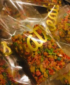 Cellophane Treat Bags, Clear Cookie Bags Pack of 100 (5 x 7Inches) Clear Bags for Gifts and Wrapping Sweets bag for Hamper Making for Birthday Party Self-Sealing & Resealable Adhesive (Treat Bags - Gold) Treat Bags - Gold 19 71EK6SqLNTL