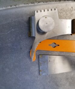 WEICHUAN Multifunction Hive Scraper Tool with Wooden Handle - Beekeeping Equipment Bee Hive Hand Tool Beekeeper Tool 25 71EMlerXNCL