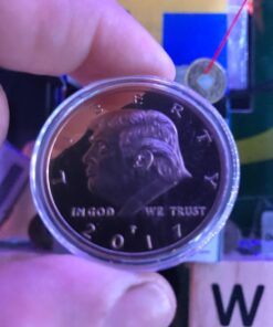 Aizics Mint Trump Coin 2017 Gold Inaugural Eagle Commemorative Donald Trump Coin 38mm. 45th President of The United States of America Certificate of Authenticity M.A.G.A. POTUS 18 71ENVpJg54L