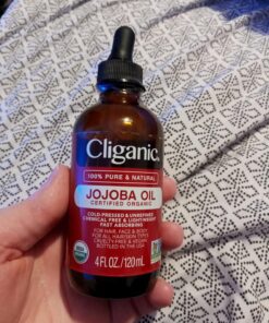 Cliganic Organic Jojoba Oil, 100% Pure (4oz) | Moisturizing Oil for Face, Hair, Skin & Nails | Natural Cold Pressed Hexane Free | Base Carrier Oil 4 Fl Oz (Pack of 1) 35 71EbIr88SqL