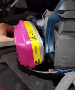 3M P100 Respirator Cartridge/Filter 60923, 1 Pair, Helps Protect Against Organic Vapors, Acid Gases, and Particulates,Magenta, Yellow 27 71Egfr5yAoL