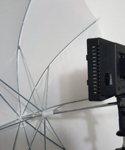 Neewer Universal E-Type Camera Flash Speedlite Mount Light Stand Bracket Umbrella Shoe Holder Compatible with Nikon Pentax Olympus and other Flashes with Standard Shoe Mount 33 71ErXYpLroL