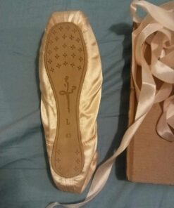 KUKOME Ballet Dance Shoes Pink Satin Pointe Shoes with Ribbon and Toe Pads for Ladies 9 29 71EtAF kjmL