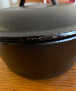 Lodge Seasoned Cast Iron 5 Piece Bundle. 10.5" Griddle, 8" Skillet, 10.25" Skillet, 10.25" Dutch Oven, and 10.25" Lid,Black 37 71F1AiKIwVL