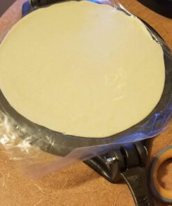 Victoria Cast Iron Tortilla Press, Tortilla and Roti Maker, Made in Colombia, 8 Inches 8" 60 71FEyMUSgTL