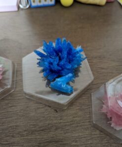 4M 7 Crystal Growing Science Experimental Kit with Display Cases - Easy DIY STEM Toy Lab Experiment Specimens, Educational Gift for Kids, Teens, Boys & Girls 7 Crystals 88 71FXm69M1DL