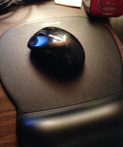 Innovera Gel Mouse Pad with Wrist Rest, Nonskid Base, 9 X 7.5 - Inches Black (51450) 14 71Fdmpv3YvL