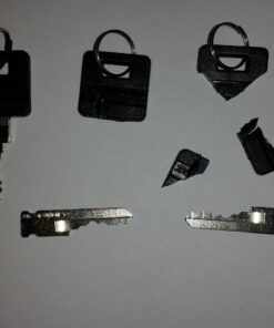 Master Lock 8127TRI Bike Lock Cables with Key, 3 Pack Keyed-Alike, Blue, Green, & Red, 6 ft. Long 32 71Fp j1UgxL 3