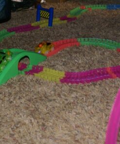 Mindscope Twister Trax Neon Glow in The Dark Track & Accessory Set w/Bridge & Tunnel 40 71FsQezLNrL