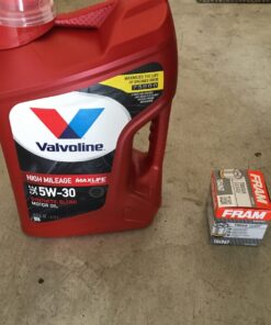 Valvoline High Mileage with MaxLife Technology SAE 5W-30 Synthetic Blend Motor Oil 5 QT 29 71FuixgbbwL