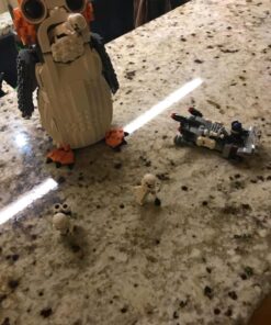 LEGO Star Wars: The Last Jedi PORG 75230 Building Kit (811 Pieces) (Discontinued by Manufacturer) 35 71G2j7Ag2fL