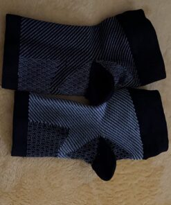 Bitly Plantar Fasciitis Compression Socks for Women & Men - Best Ankle Compression Sleeve, Nano Brace for Everyday Use - Provides Arch Support & Heel Pain Relief (Black, Medium) Black 1 37 71G3NHnwjL