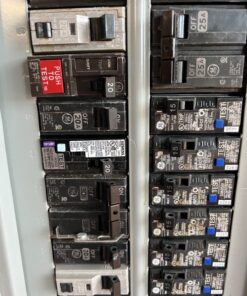 Siemens Q120DF 20-Amp Afci/Gfci Dual Function Circuit Breaker, Plug on Load Center Style, Black Cardboard Packaging 13 71G94Bs3WjL