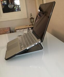 Mount-It! Tilted Laptop Riser for MacBook and iPad Pro - Ergonomic Laptop and Tablet Wedge - Laptop Cooling Stand for MacBook, MacBook Pro, Chromebook, iPad Pro, Drawing Tablets with 11"-15" Screens 43 71Gl8PlvTL