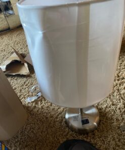 LimeLights LT2024-WHT Brushed Steel Stick Table Desk Lamp with Charging Outlet and Drum Fabric Shade, White 1 52 71H1PqJo25L