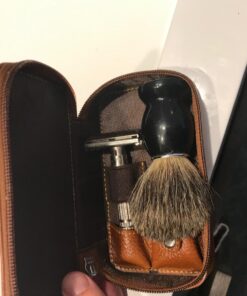 Parker Safety Razor, Genuine Leather Double Edge Safety Razor Zippered Travel Case - Holds Safety Razor and Blade Pack 21 71HIJOEEpLL