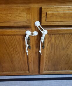 Kiscords Baby Safety Cabinet Locks for Knobs Child Safety Cabinet Latches for Home Safety Strap for Baby Proofing Cabinets Kitchen Door RV No Drill No Screw No Adhesive (White) 23 71HREhW31PL
